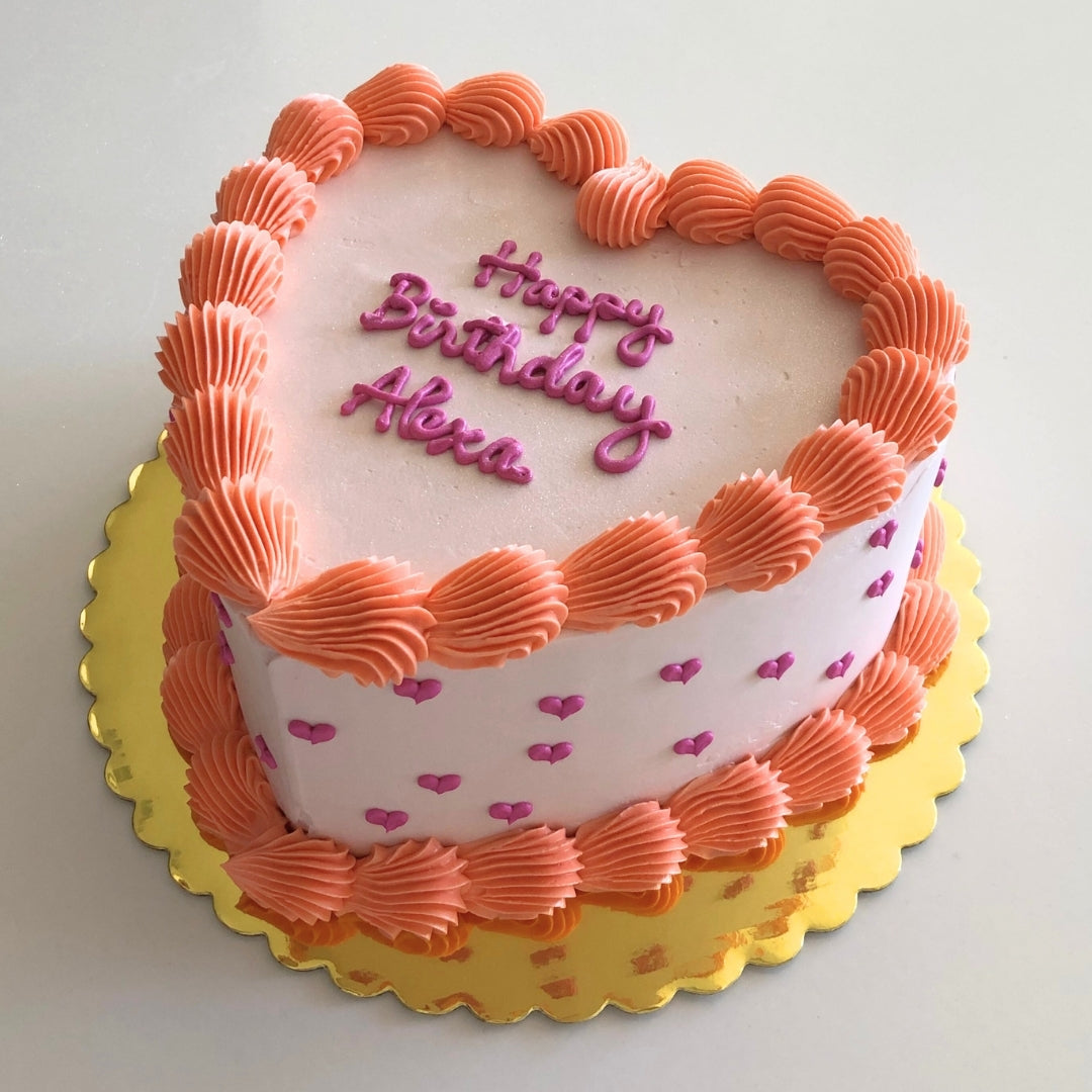 Gâteau vintage en forme de cœurs faits à la main