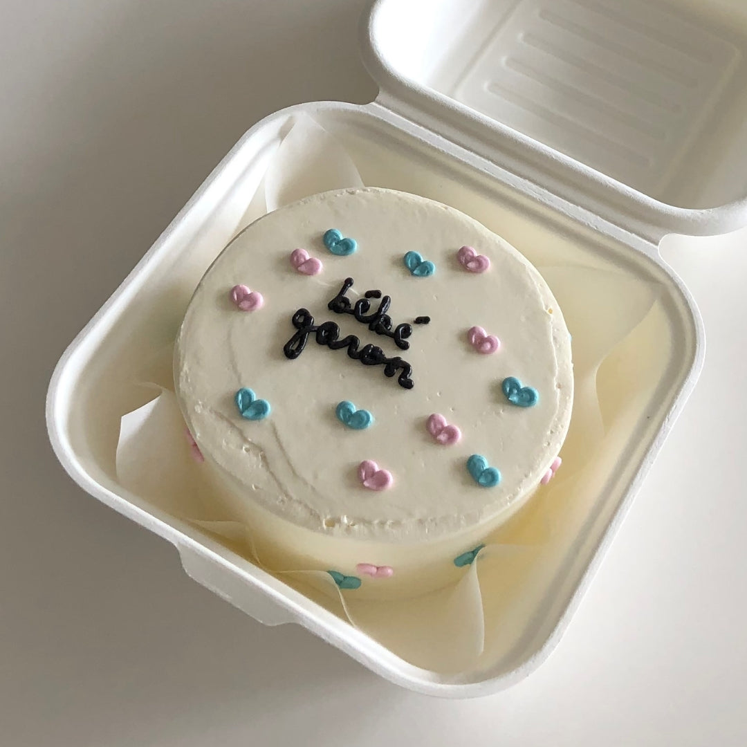 BENTO CAKE WITH HEARTS