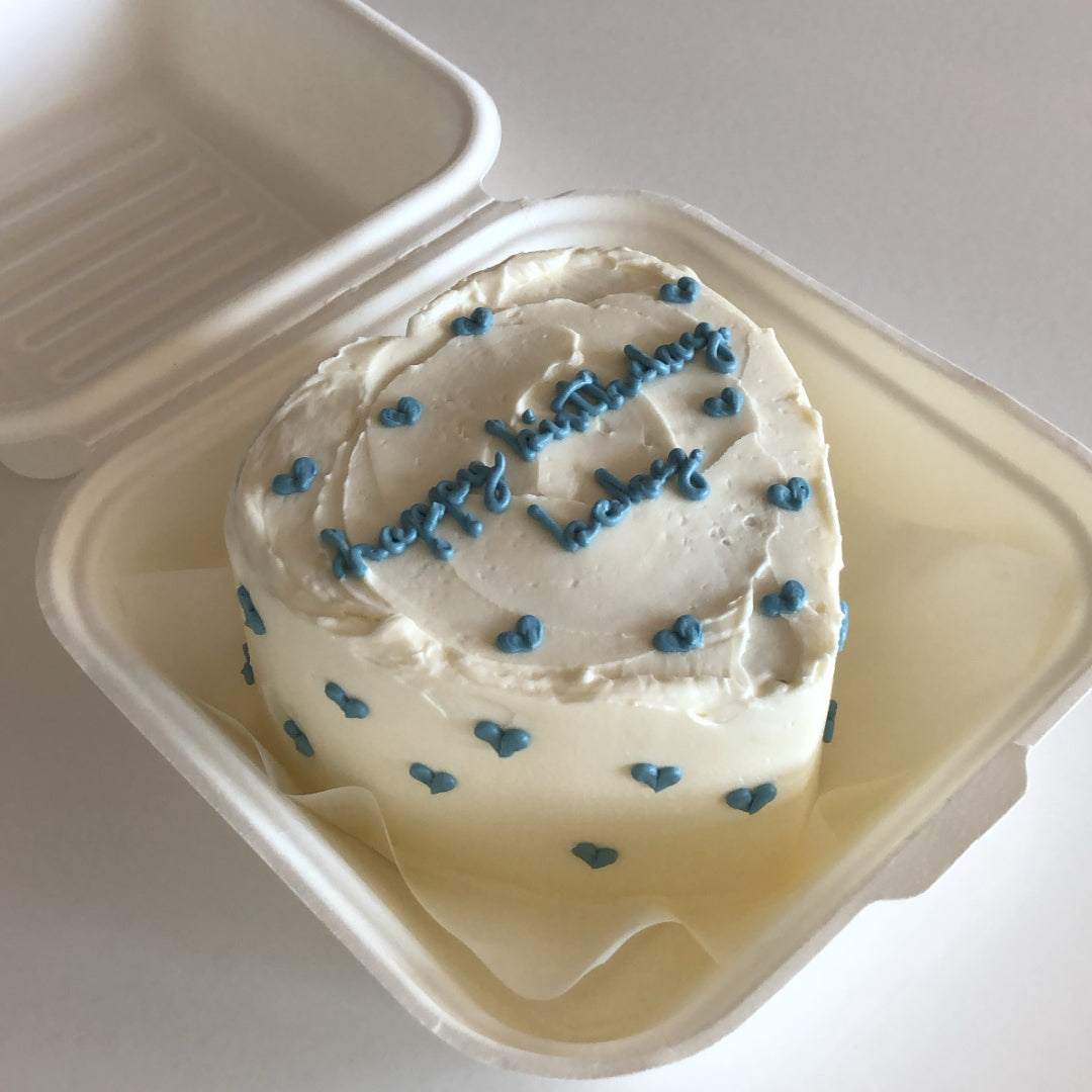 BENTO CAKE WITH HEARTS