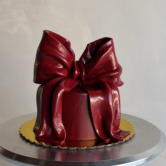 Fondant bow cake