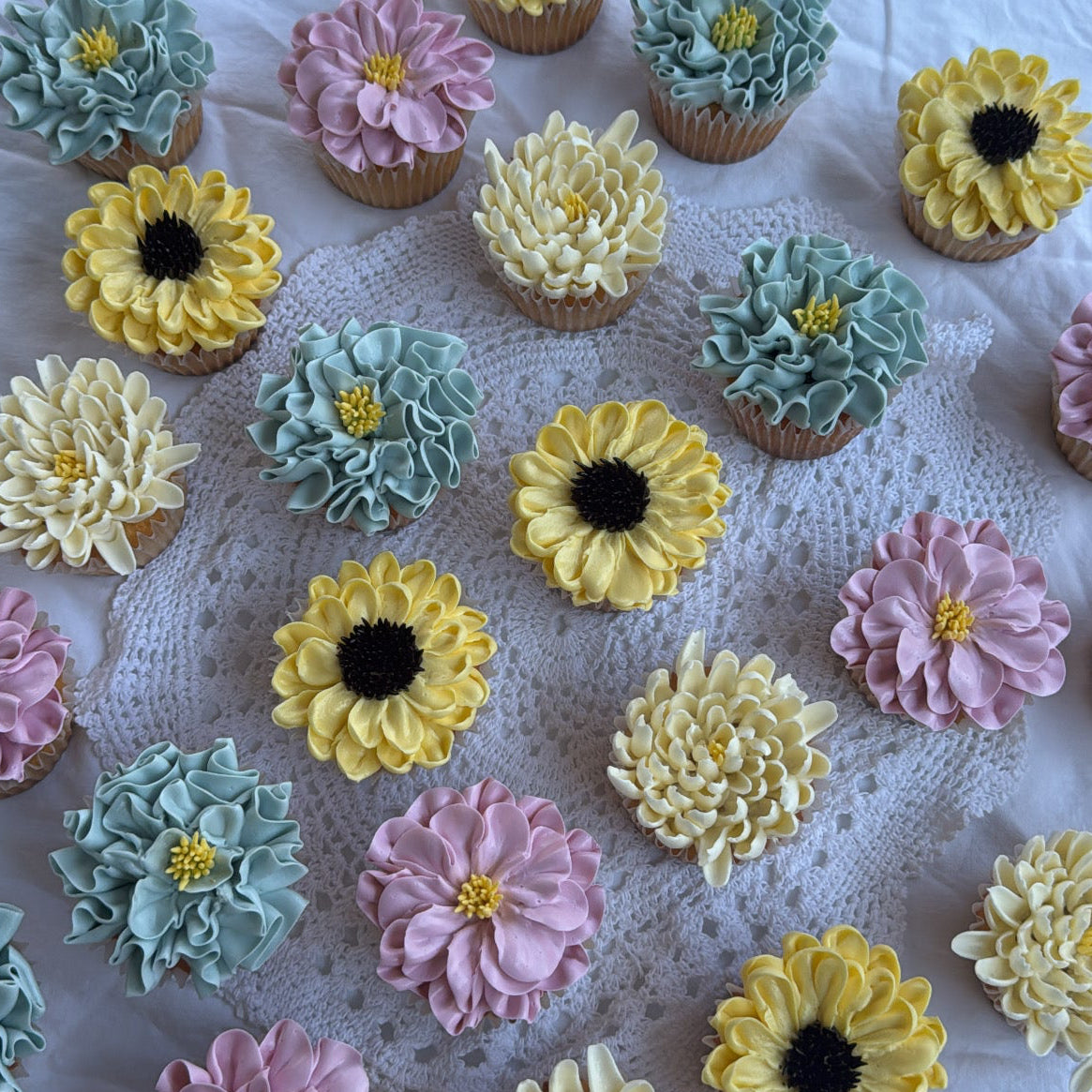 Flower cupcakes - standard size