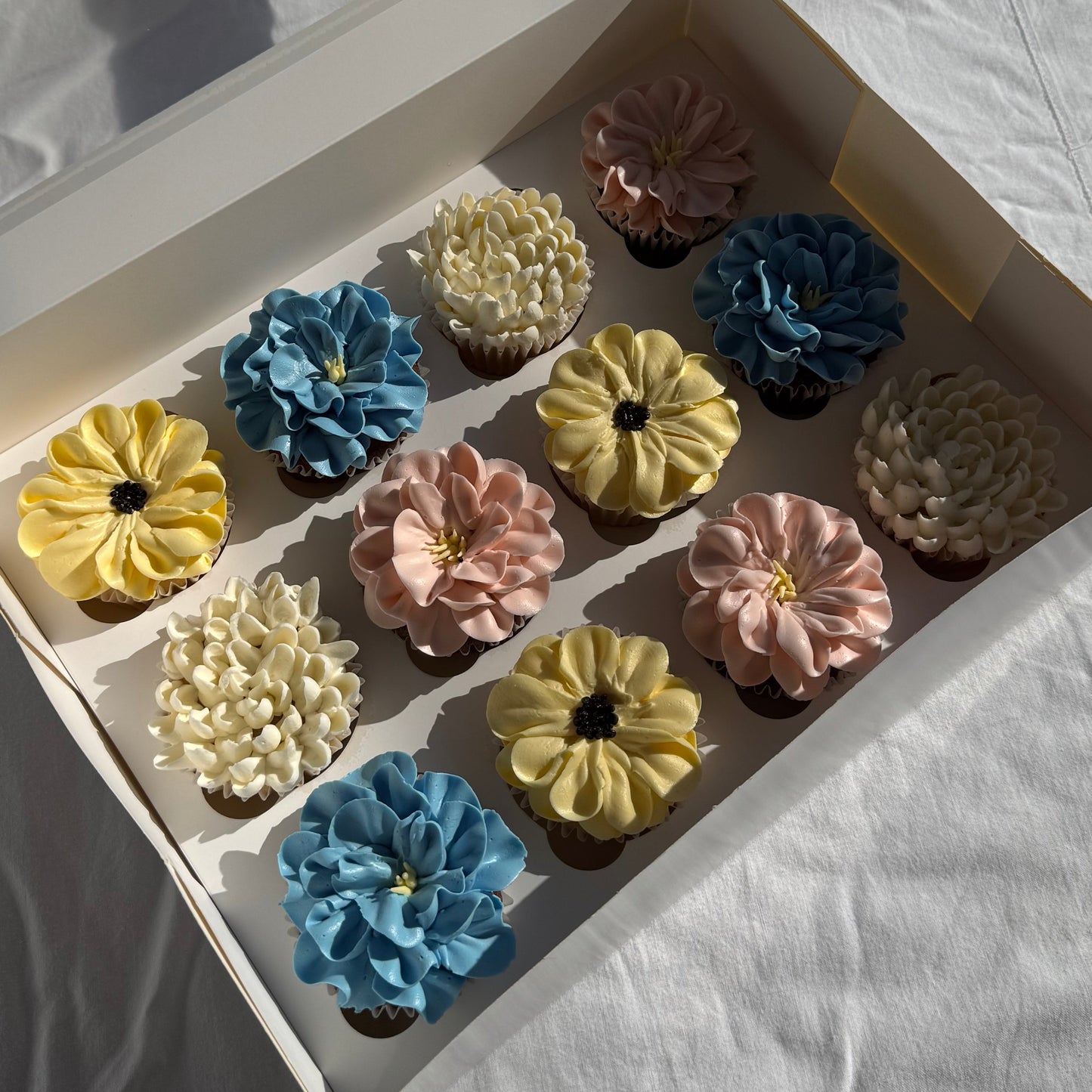 Flower cupcakes - standard size