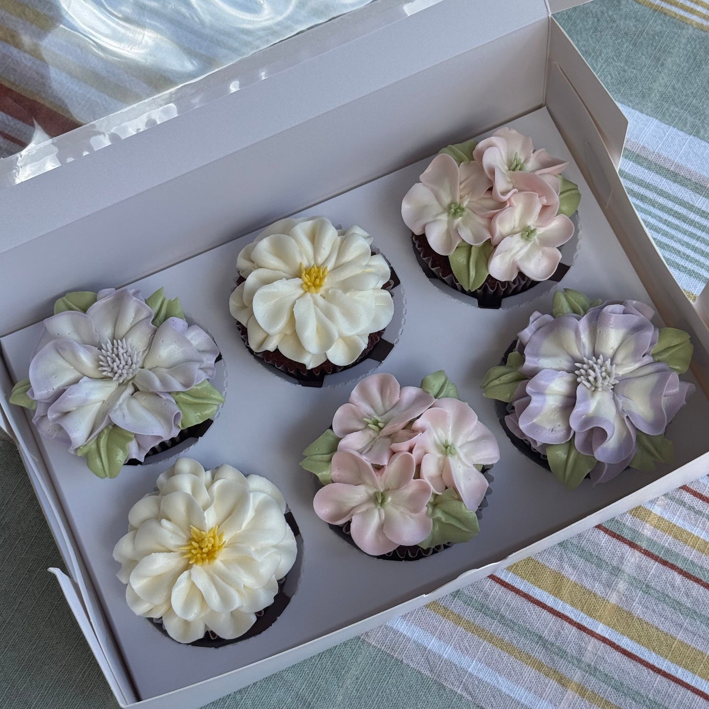 Flower cupcakes - standard size