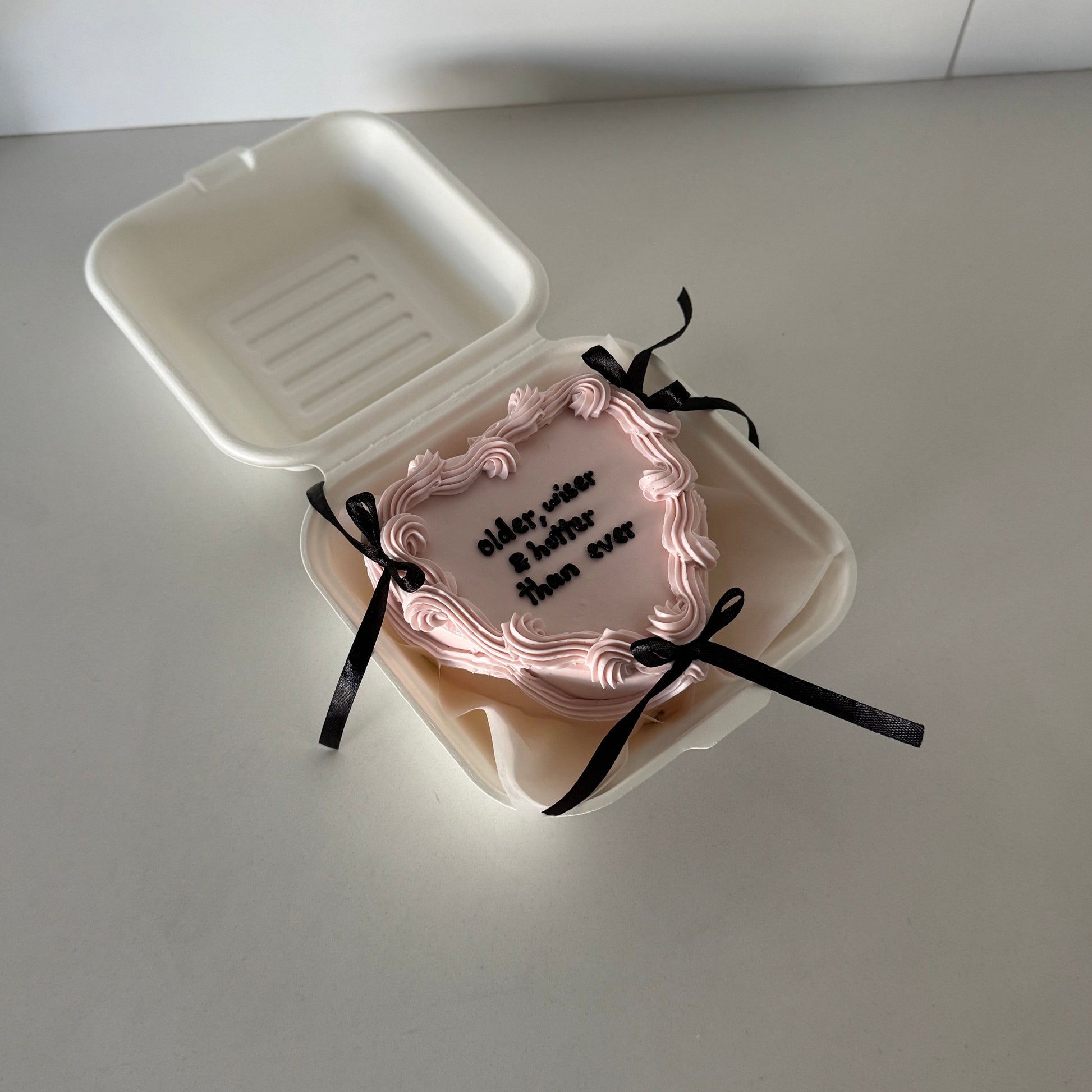 heart shape coquette bento cake with bows